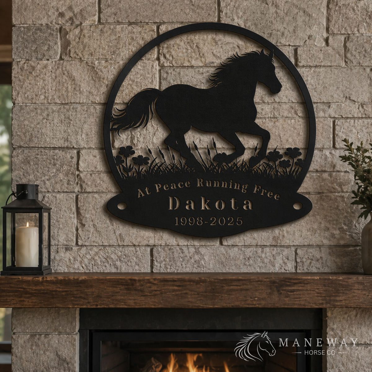 Running Free Dakota Round Memorial Stall Sign – view 7
