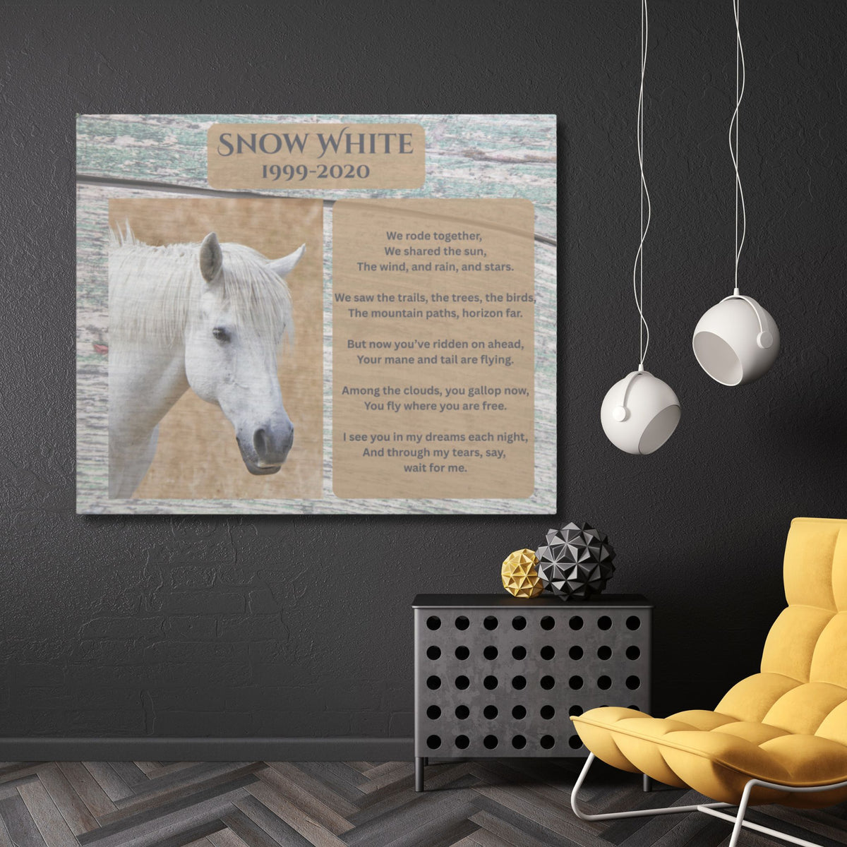 Snow White Horse Memorial Photo Canvas – view 2