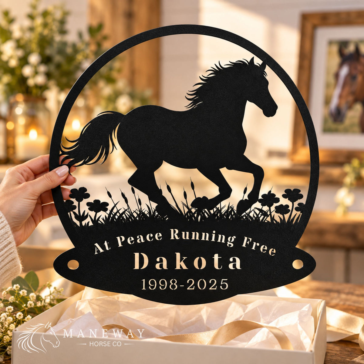 Running Free Dakota Round Memorial Stall Sign – view 2