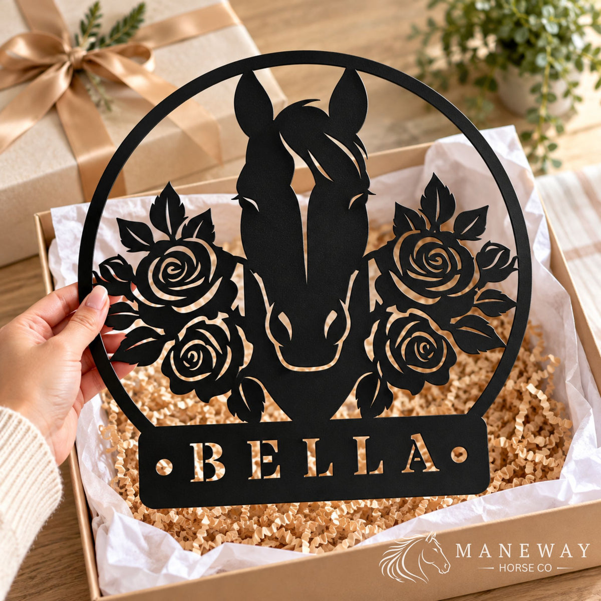 Round Floral Horse Barn Wall Decor Sign – view 3